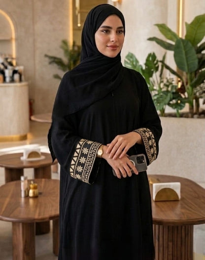 Noor Abaya